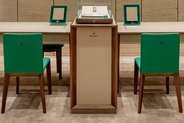 Discover our luxury Rolex showroom - Weston Jewelers